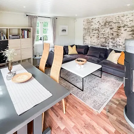Holiday home Kvasneset *